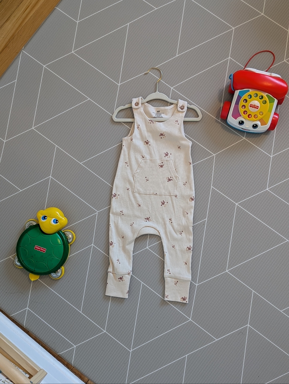 H&M - 6M - Organic Grow With Me! Neutral Floral Baby Overalls Romper For Summer